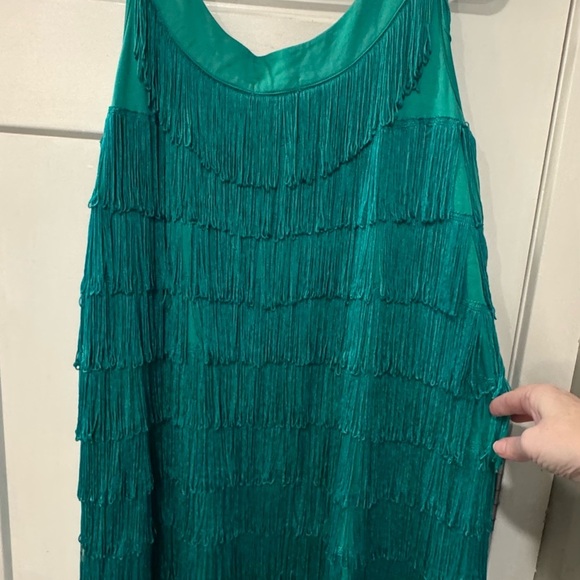 H&M Green Fringe Dress re o - Picture 3 of 7